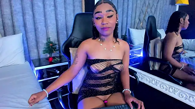 SkylerBloomm's cam snapshot