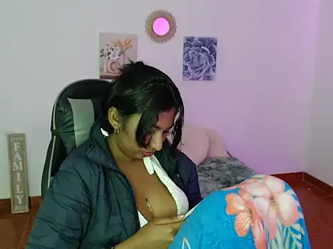 Samanta_777's cam snapshot