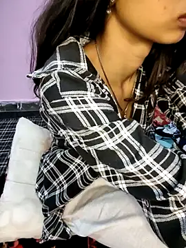 -AYUSHI01's cam snapshot