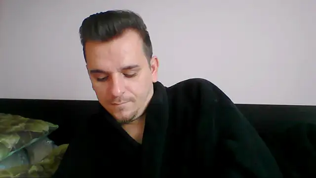 Huge_cock22cm live sex cam