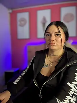 Megaan__More's cam snapshot