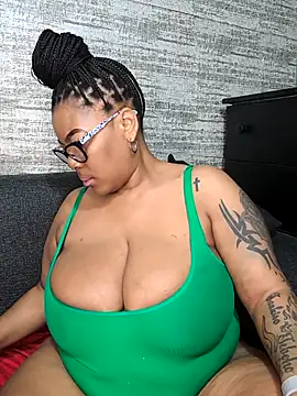 ExclusiveLeexx live sex cam