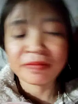 miumiu_sexy2x's cam snapshot