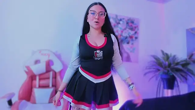 lucy_neil's cam snapshot