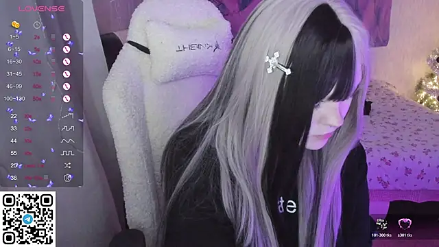 SelenaCute's cam snapshot