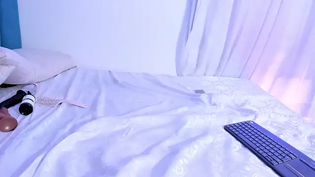 KamileBlake's cam snapshot