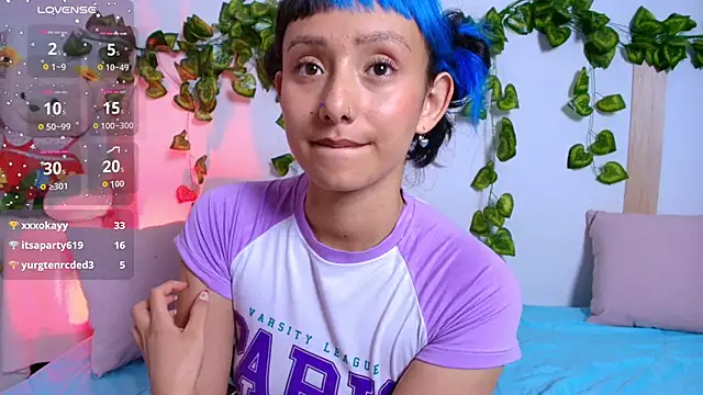 tati_cardenas's cam snapshot