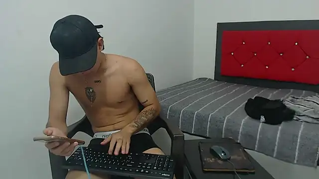 logannth live sex cam