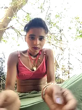 R_Roshni live sex cam