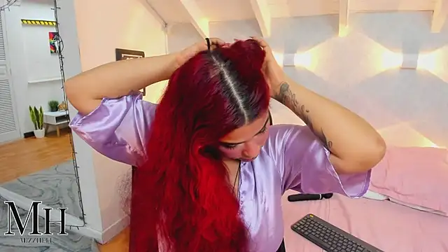 MizzHell live sex cam