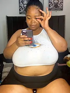 LunaCovenn's cam snapshot