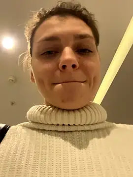 ValenciaShock live sex cam