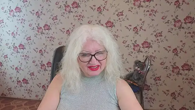 Maya_Mayflower live sex cam