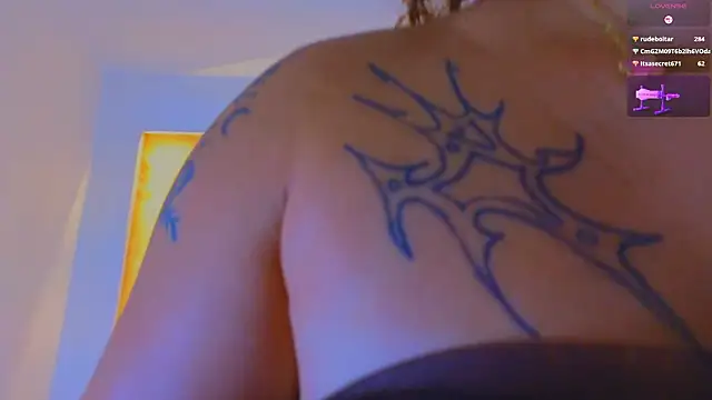 Isa__Blanc live sex cam