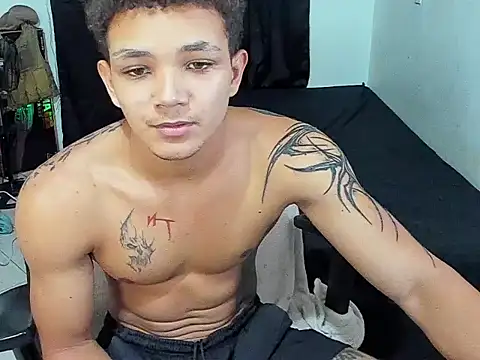 Dres4U live sex cam