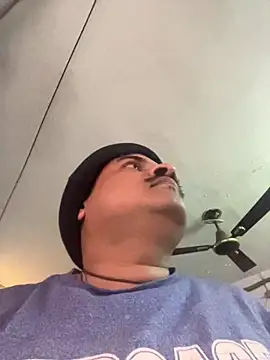 Saxymood1111 live sex cam