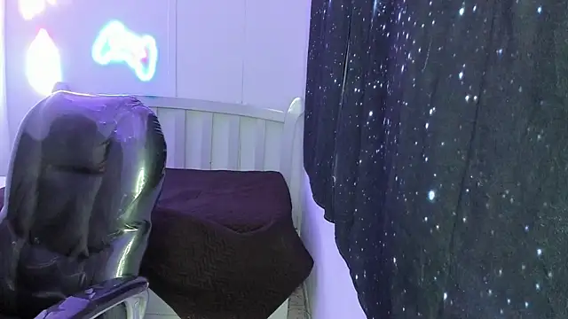 SallyKitty_'s cam snapshot