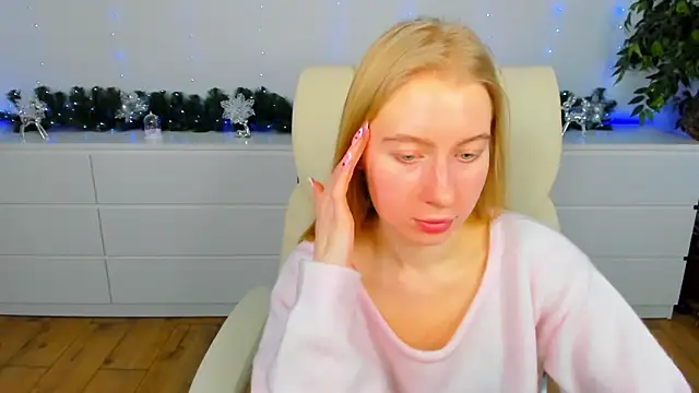 Alina_Blonde's cam snapshot