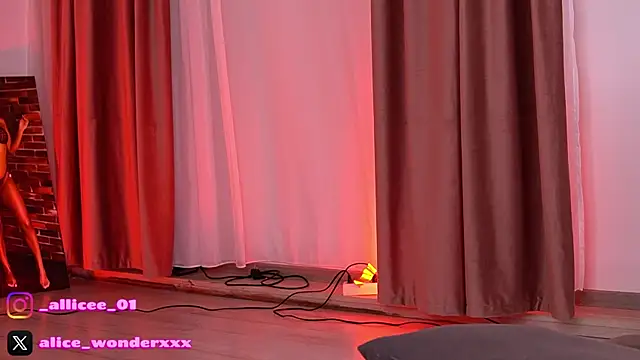 VanessaSimon live sex cam