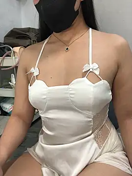 Ngan_Chubby live sex cam