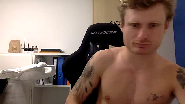 Fitlover1994 live sex cam