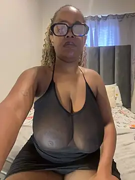 Saggy_areola95 live sex cam