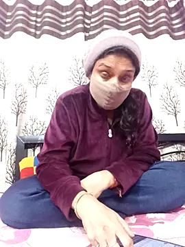 Gullapi live sex cam