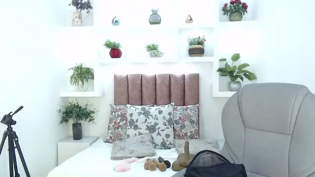 Milaa_Star_'s cam snapshot