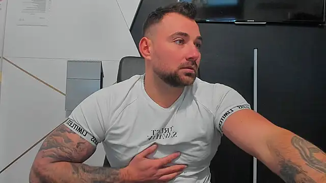 DuncanStone live sex cam