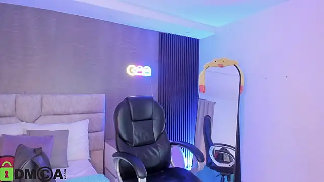 Arinextdoor live sex cam