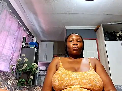 EbonyRose9's cam snapshot