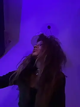 luxxylola live sex cam