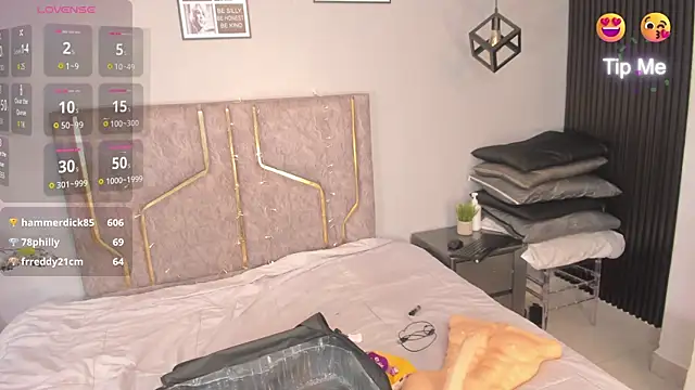 Katejordan's cam snapshot