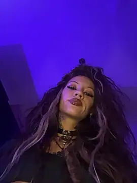 luxxylola's cam snapshot