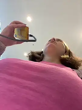 KateBurlesk's cam snapshot