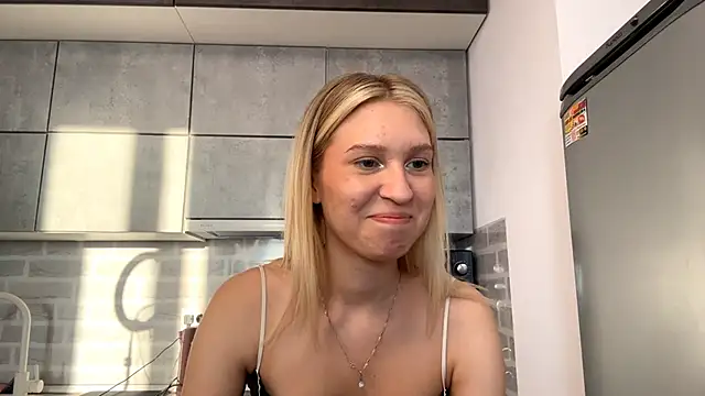 DozyLagging's cam snapshot