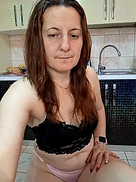 Sweet-milf- live sex cam