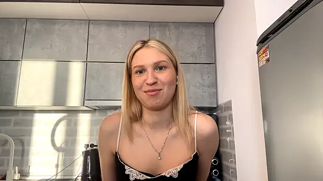 DozyLagging's cam snapshot