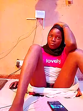 cute_naimah's cam snapshot