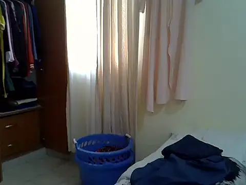 Sweet_Bear's cam snapshot