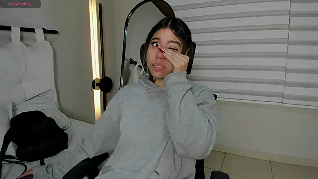 Rachell_criss's cam snapshot