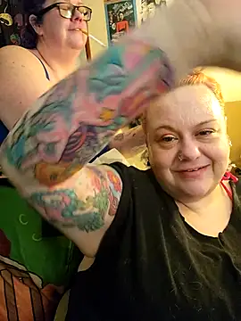 violentviolet68 live sex cam