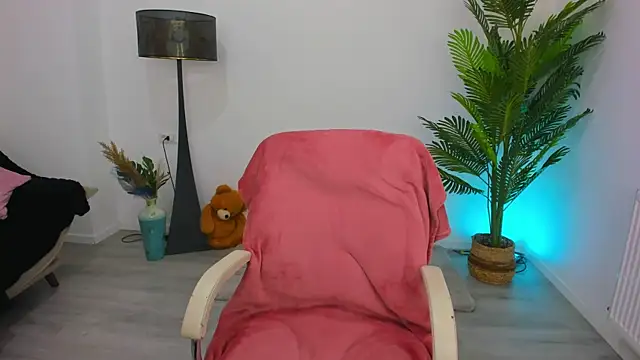 Carla_Shine's cam snapshot