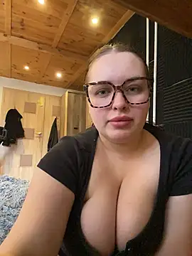 ElisonFox's cam snapshot