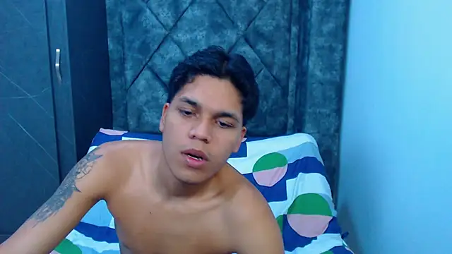 David_Gil19 live sex cam