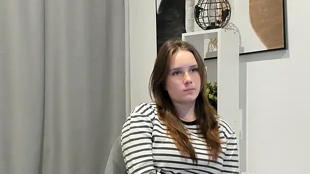 GenevieNyreen's cam snapshot