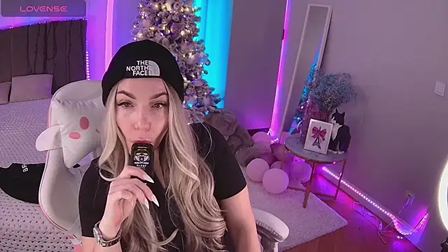 Daysy_Wood's cam snapshot