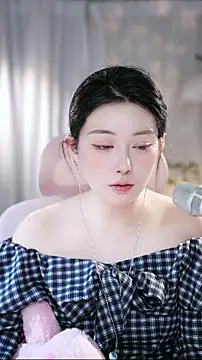 Dou-Dou-er live sex cam