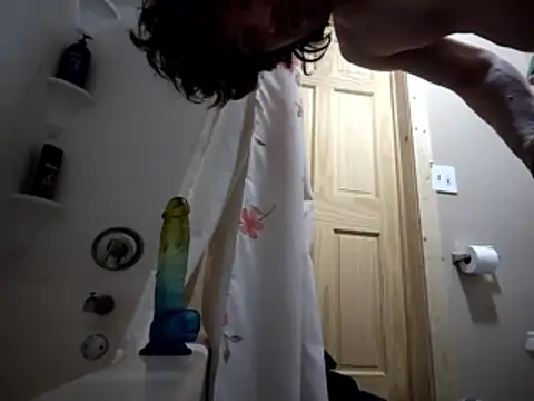 Lilsmokeshow017 live sex cam