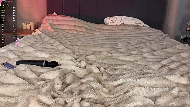 caty_cleo's cam snapshot